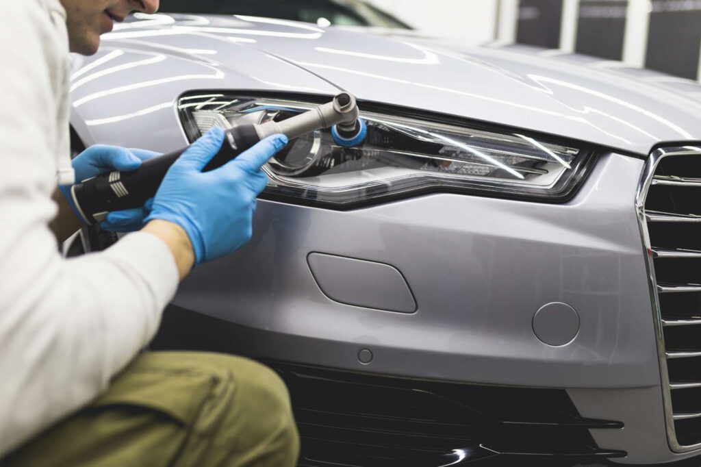 Autoaufbereitung Scheinwerfer Aufbereitung